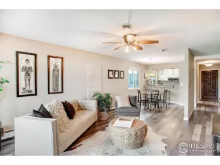 Photo #4: 972102 Listing