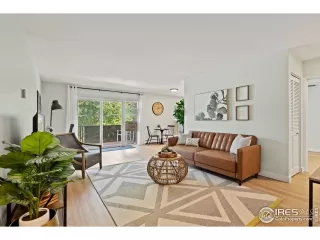Photo #2: 972147 Listing