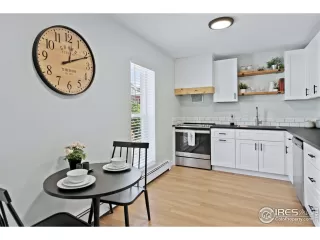 Photo #4: 972147 Listing