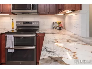 Photo #3: 972159 Listing