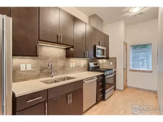 Photo #3: 972178 Listing