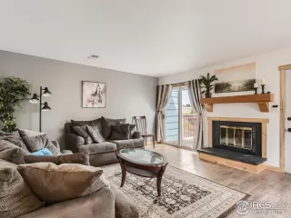 Photo #3: 972215 Listing