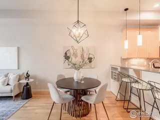 Photo #6: 972467 Listing 