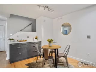 Photo #4: 972504 Listing