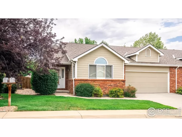 MLS: 972553 Condo For Sale