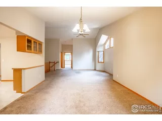 Photo #5: 972553 Listing 