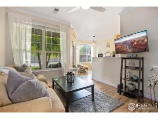 Photo #2: 972554 Listing