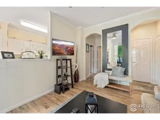 Photo #5: 972554 Listing