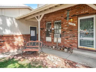 Photo #2: 972626 Listing