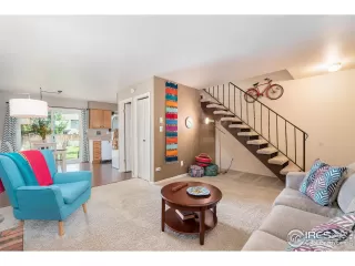 Photo #4: 972626 Listing