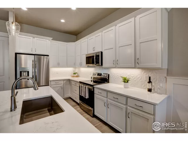 MLS: 972649 Condo For Sale