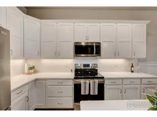 Photo #1: 972649 Listing