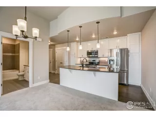 Photo #2: 972655 Listing