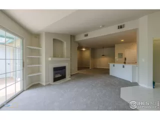 Photo #4: 972727 Listing 