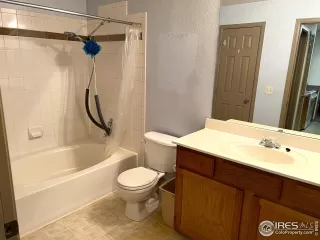 Photo #4: 972729 Listing