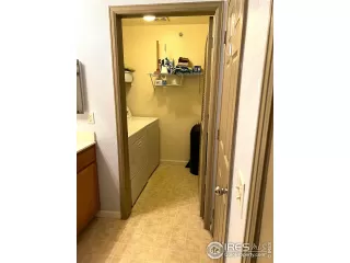 Photo #5: 972729 Listing