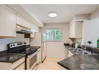 Photo #6: 972757 Listing 