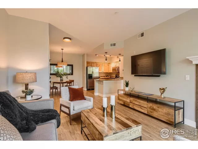 MLS: 972788 Condo For Sale