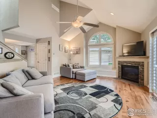 Photo #3: 972827 Listing
