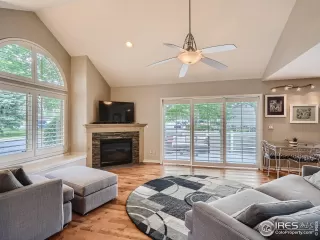 Photo #4: 972827 Listing