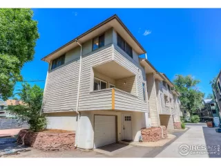 Photo #1: 972956 Listing 