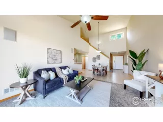 Photo #5: 972984 Listing