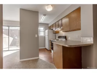 Photo #6: 9729938 Listing