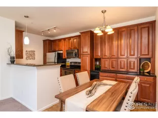 Photo #5: 973071 Listing