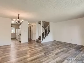 Photo #6: 973080 Listing