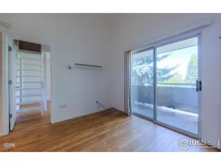 Photo #3: 973120 Listing