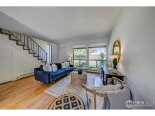 Photo #3: 973145 Listing