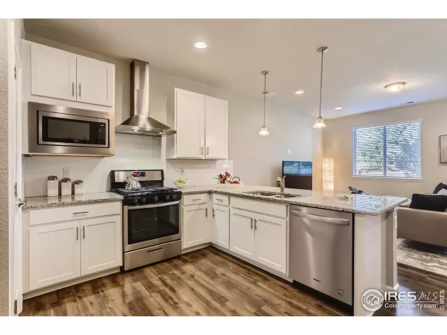 MLS: 973160 Condo For Sale