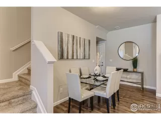 Photo #6: 973160 Listing