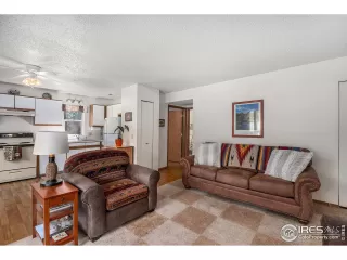 Photo #4: 973193 Listing