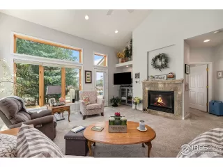 Photo #4: 973243 Listing