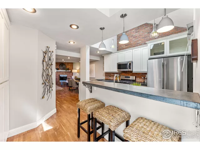 MLS: 973249 Condo For Sale