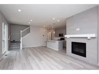 Photo #3: 9732962 Listing