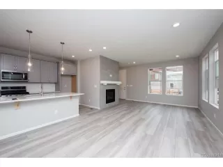 Photo #4: 9732962 Listing