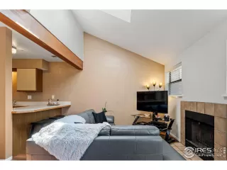 Photo #6: 973305 Listing 