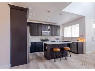 Photo #6: 973333 Listing