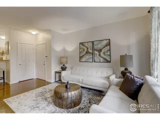 Photo #3: 973355 Listing