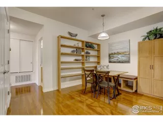 Photo #6: 973355 Listing