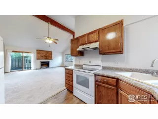 Photo #2: 973360 Listing