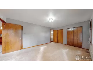 Photo #3: 973360 Listing