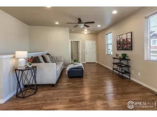 Photo #6: 973471 Listing