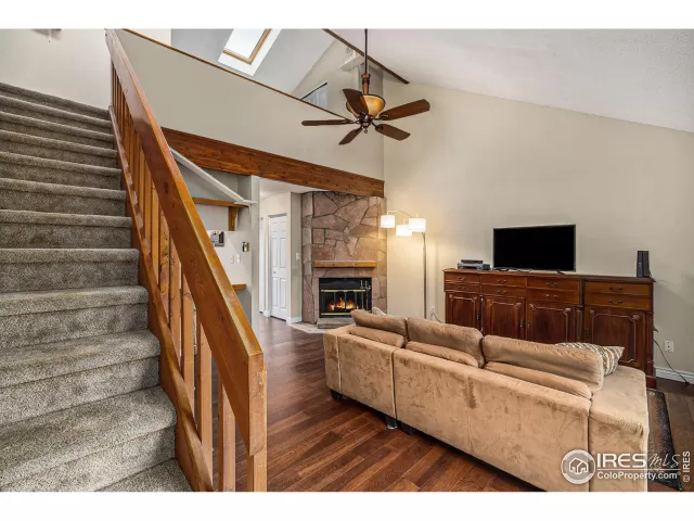 MLS: 973511 Condo For Sale