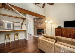 Photo #3: 973511 Listing