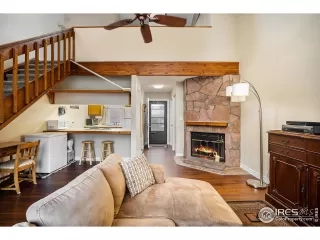 Photo #4: 973511 Listing