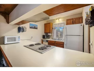 Photo #6: 973511 Listing