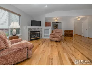 Photo #6: 973528 Listing